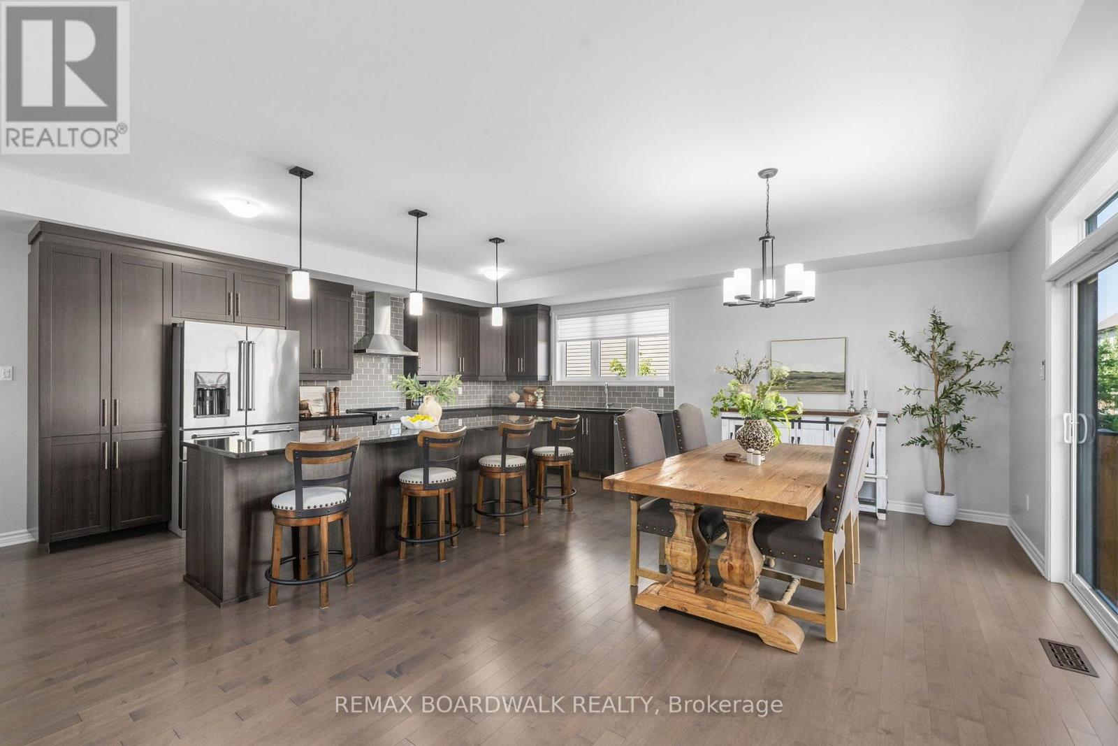 112 FRANCIS STREET - 8