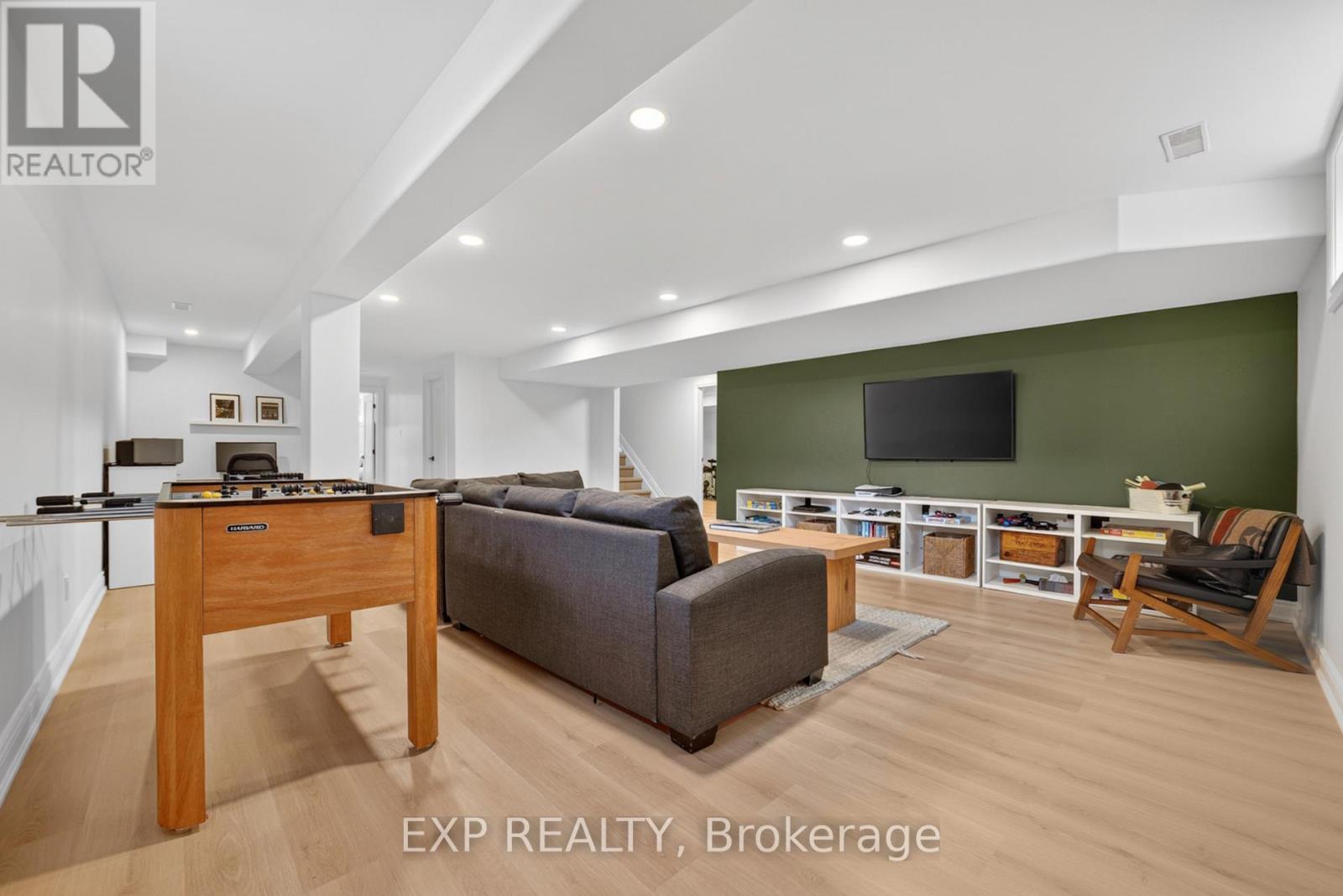 124 WILBERT COX DRIVE - 32