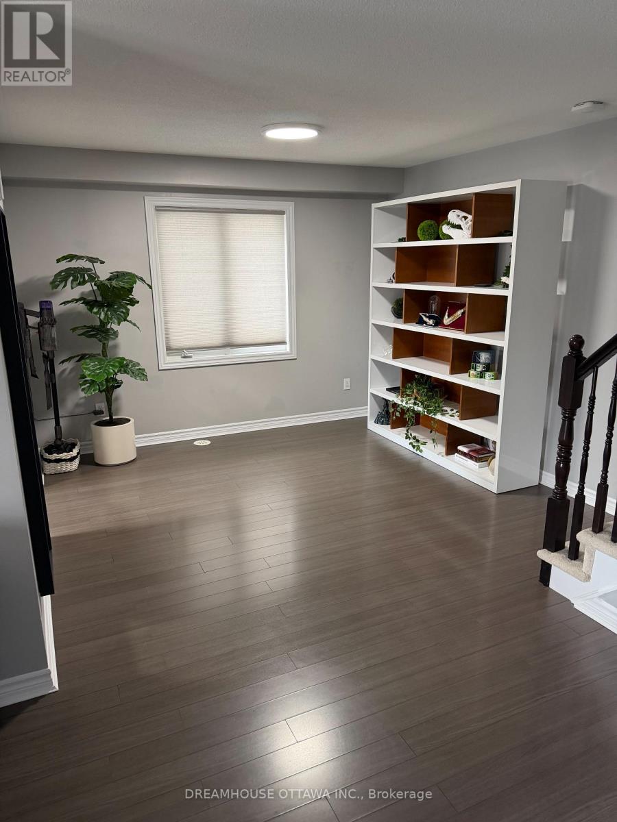 124 PENNANT AVENUE - 11