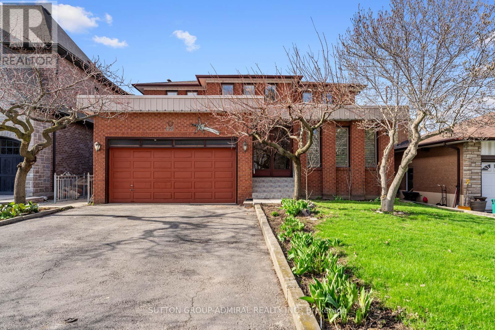Photo of 48 WELDRICK ROAD W