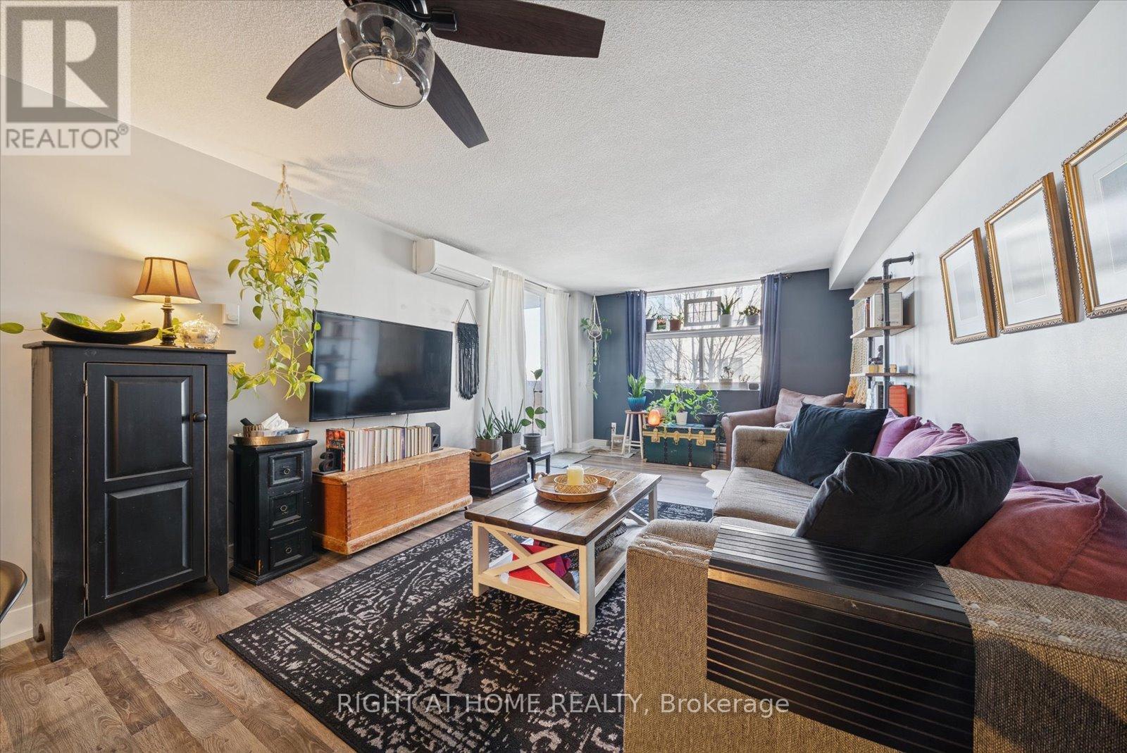 #707 260 DAVIS DRIVE - 16