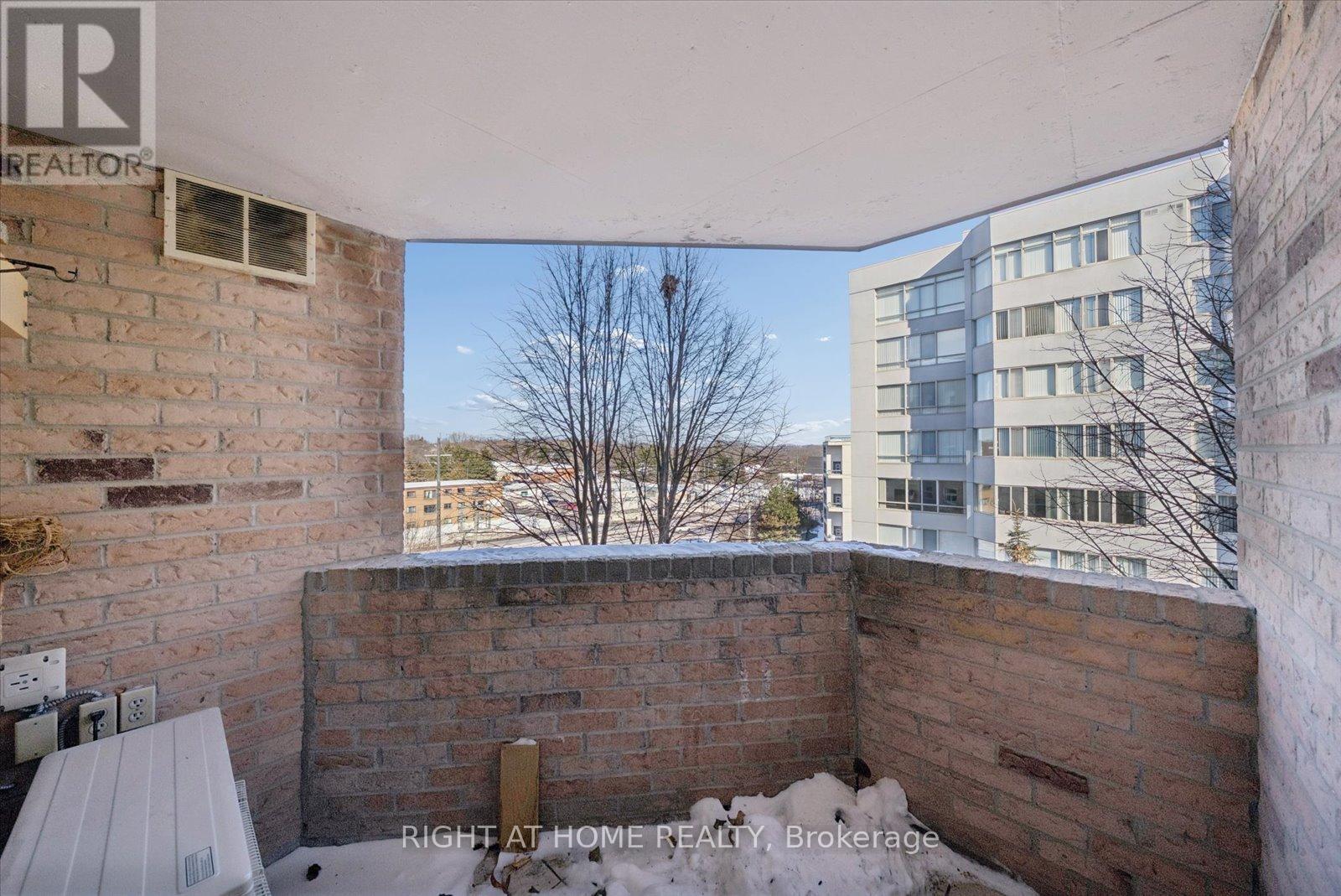 #707 260 DAVIS DRIVE - 20