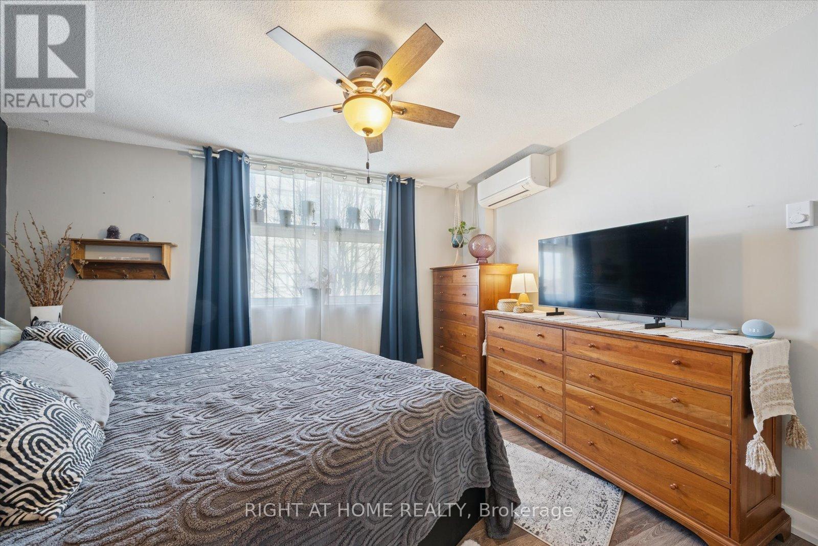 #707 260 DAVIS DRIVE - 24