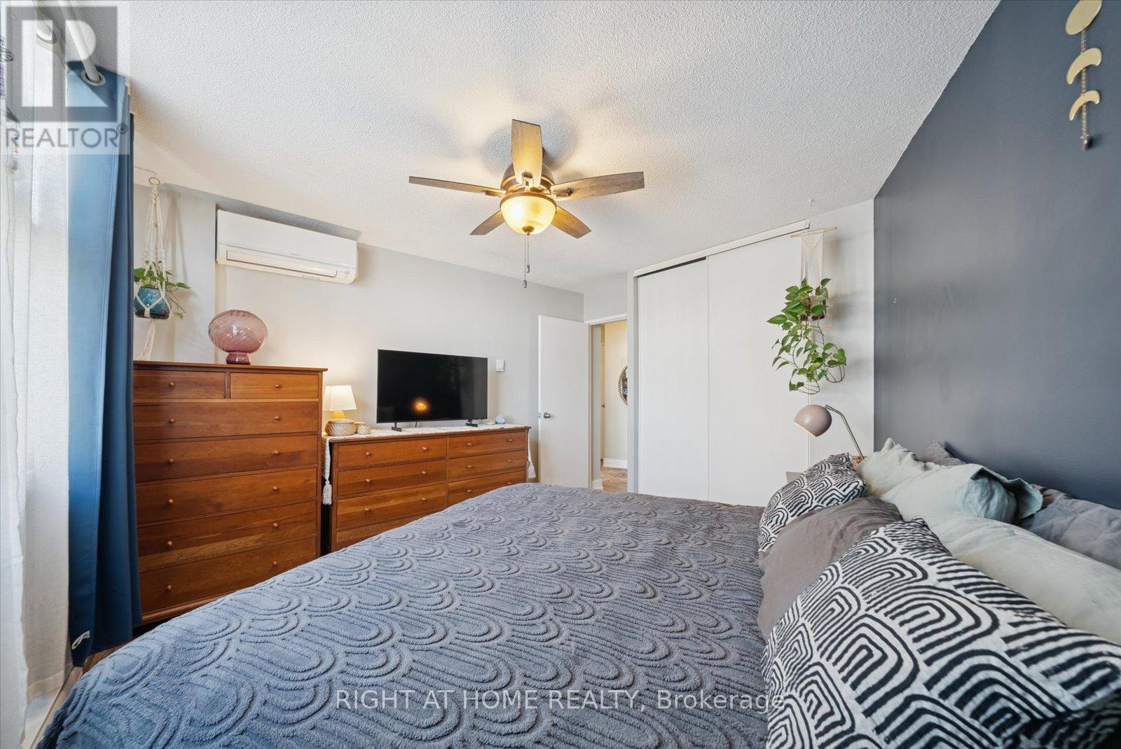 #707 260 DAVIS DRIVE - 26