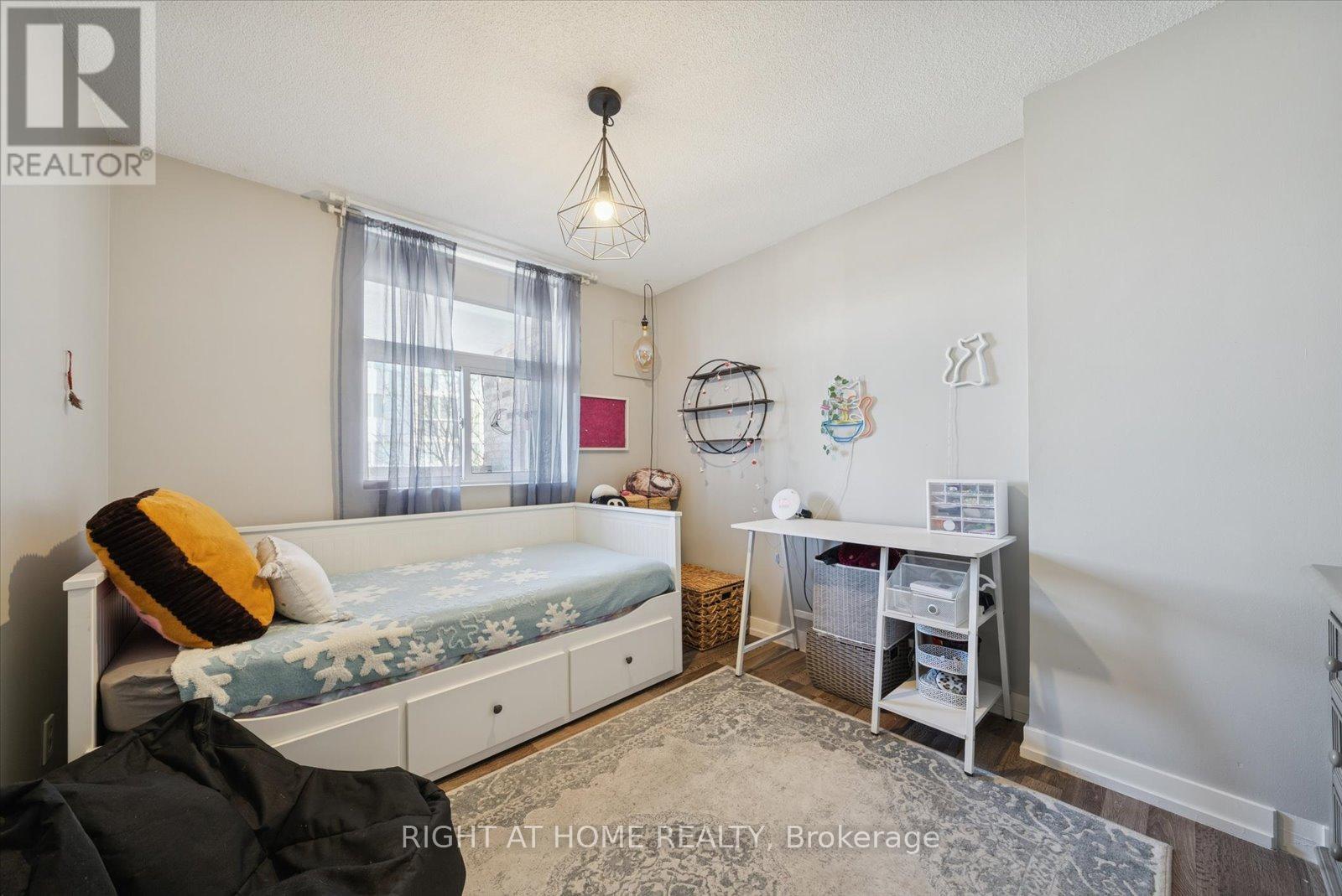 #707 260 DAVIS DRIVE - 28