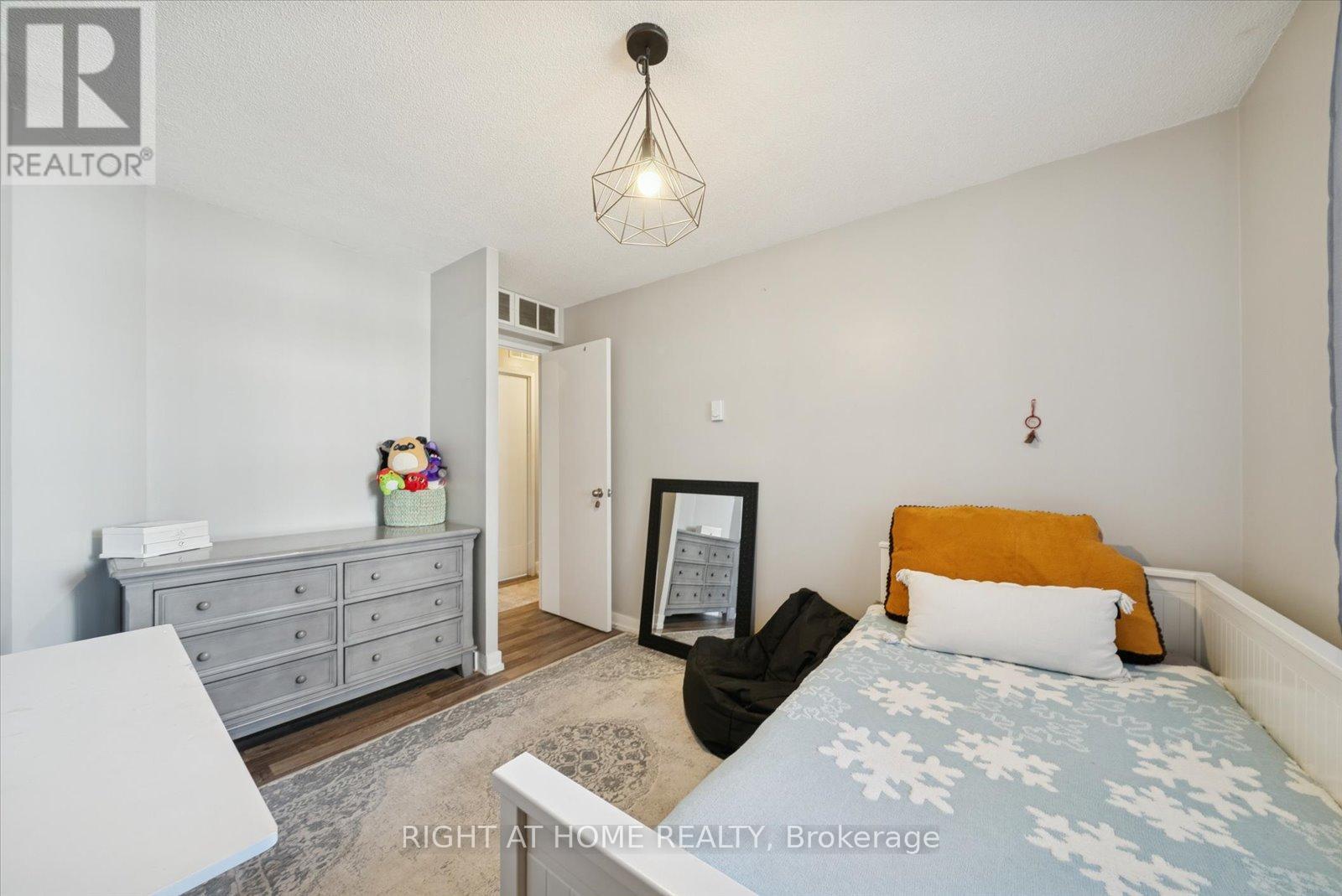 #707 260 DAVIS DRIVE - 30
