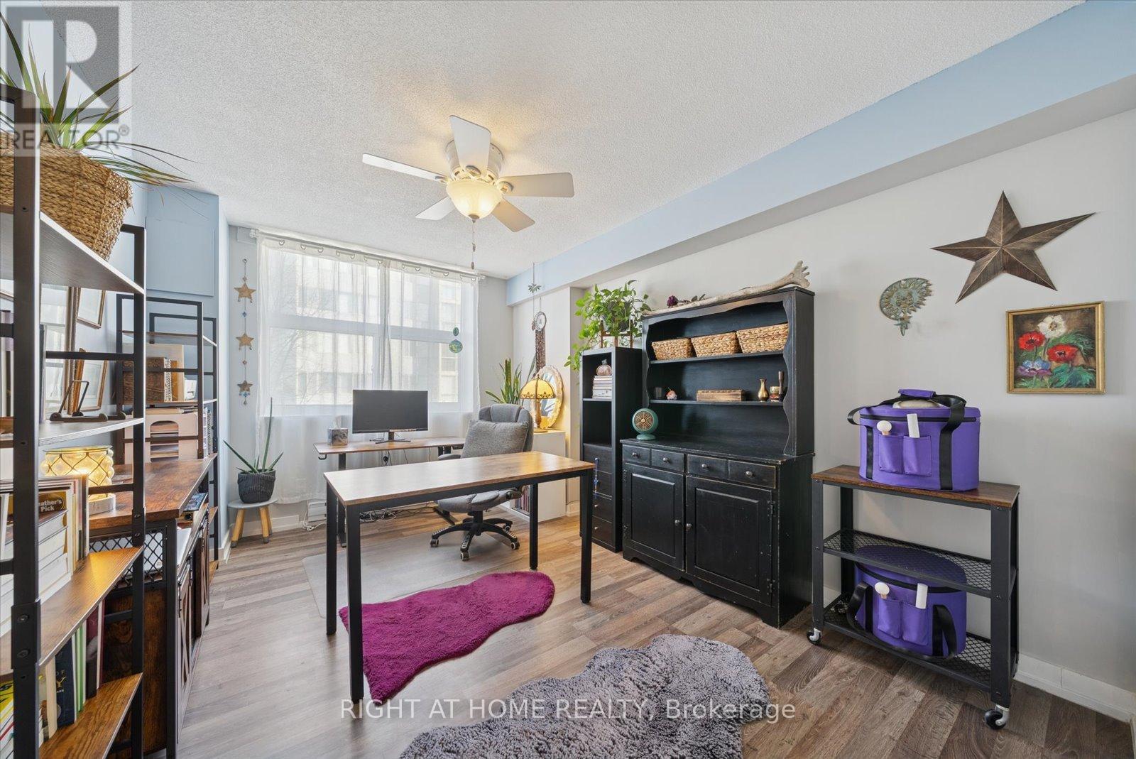 #707 260 DAVIS DRIVE - 31