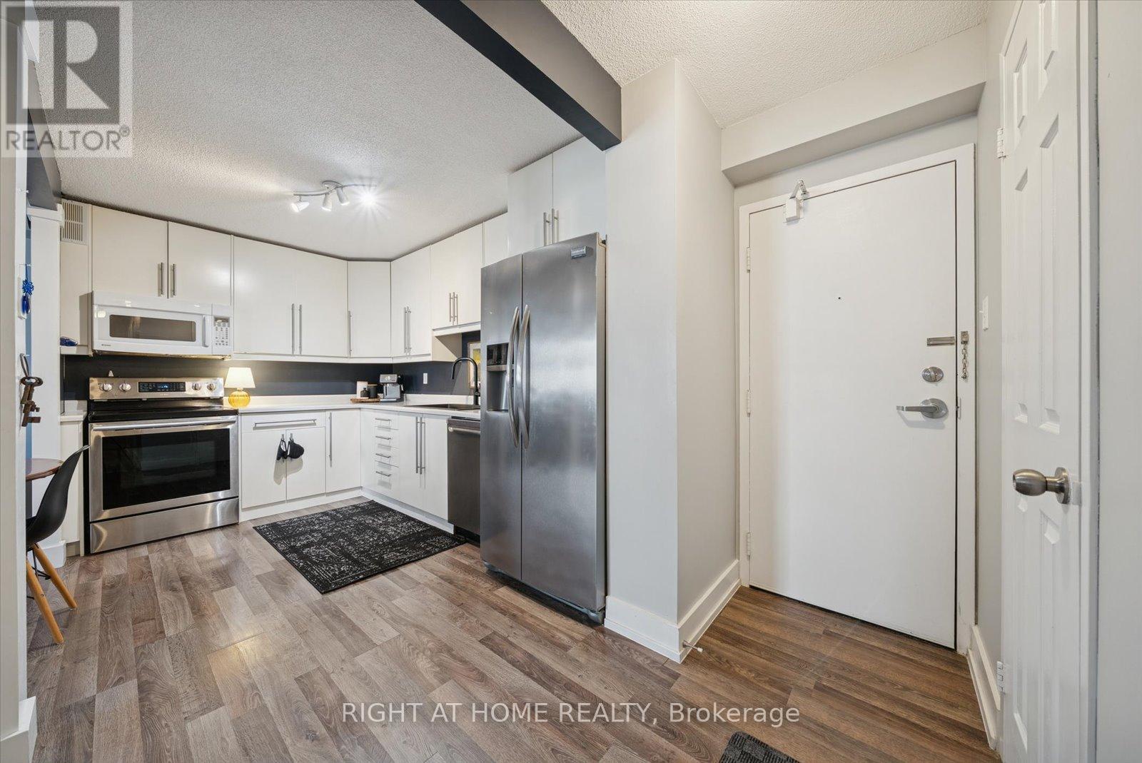 #707 260 DAVIS DRIVE - 8
