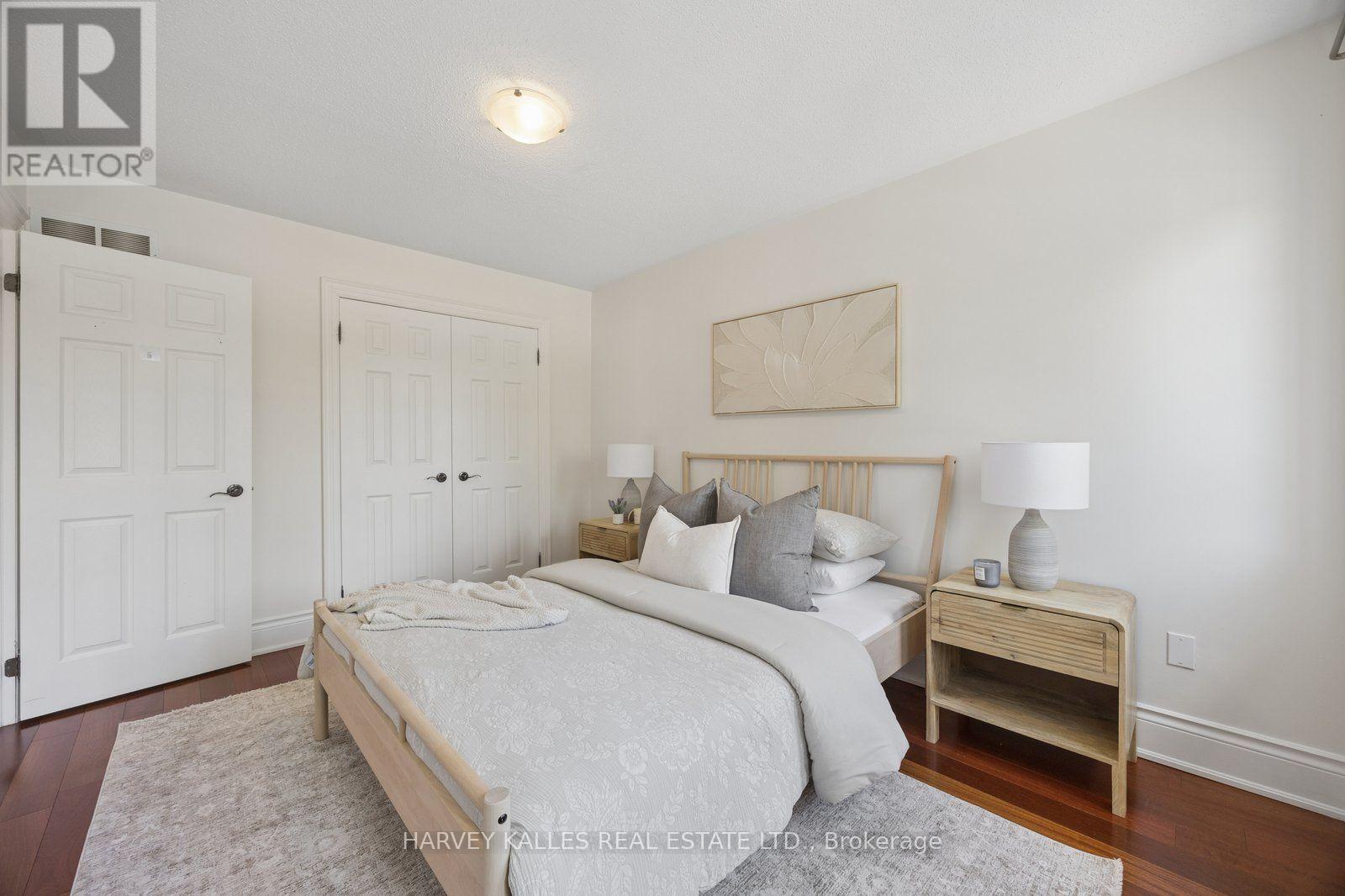 19 STARR CRESCENT - 19