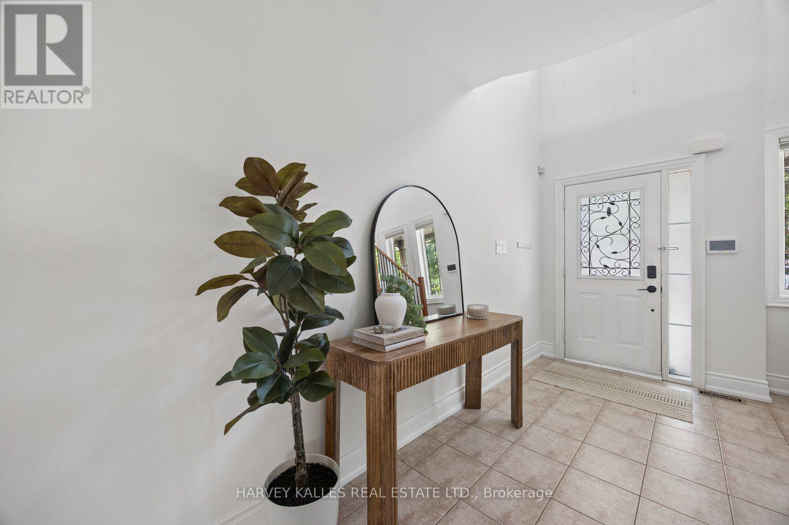 19 STARR CRESCENT - 5