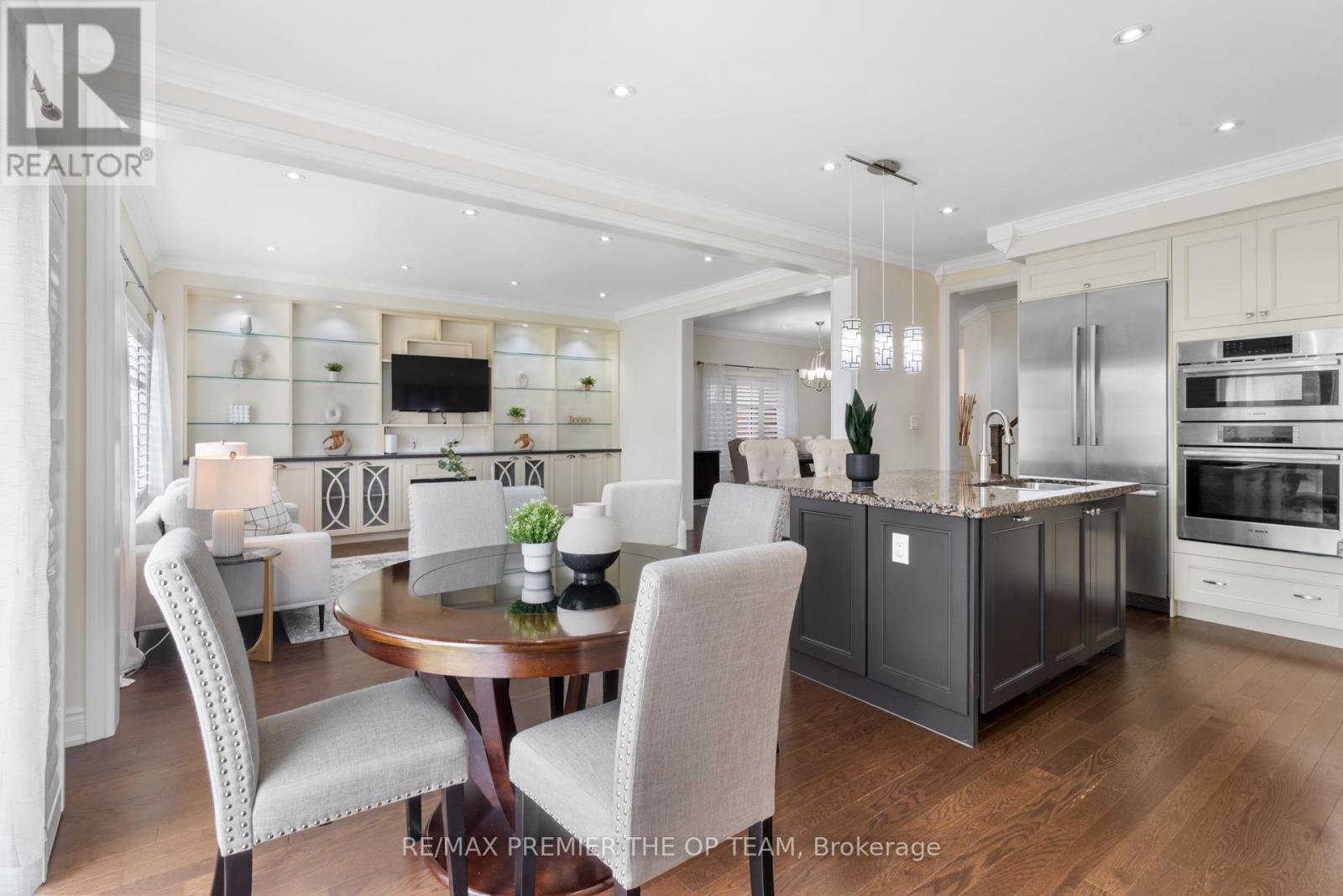 977 WICKHAM ROAD - 15