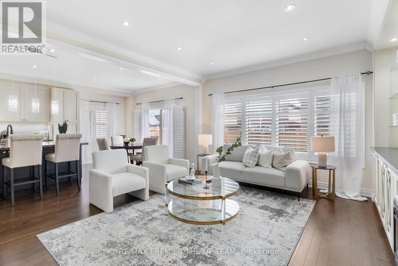 977 WICKHAM ROAD - 17