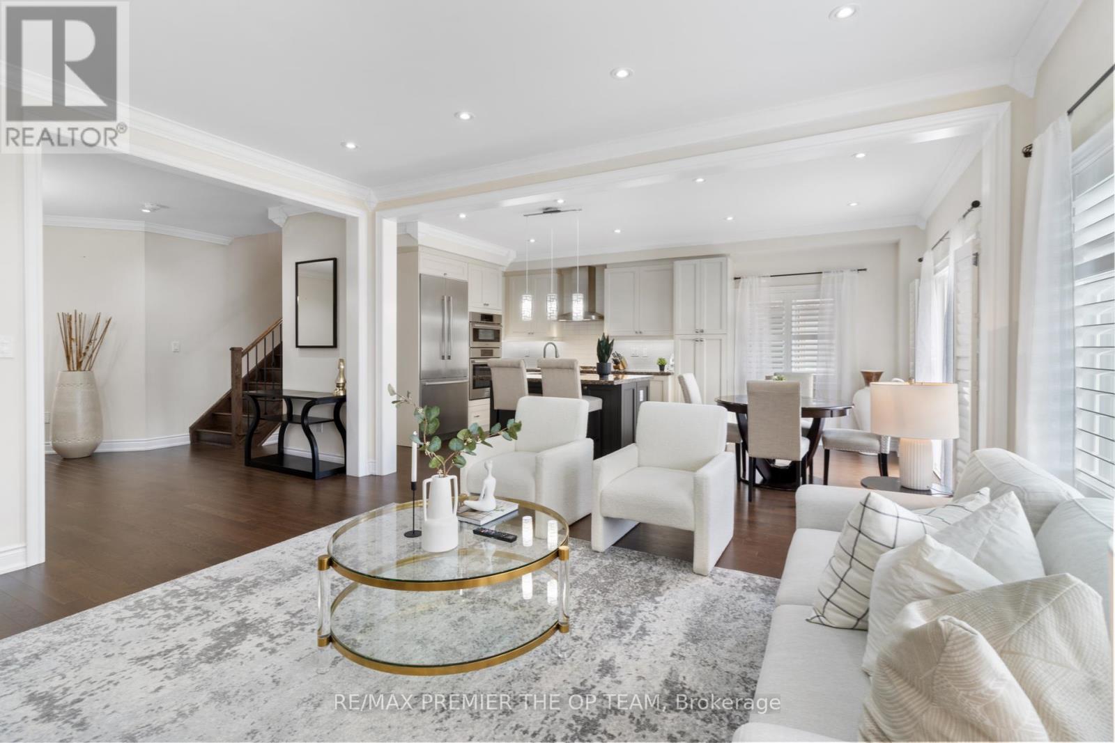977 WICKHAM ROAD - 20