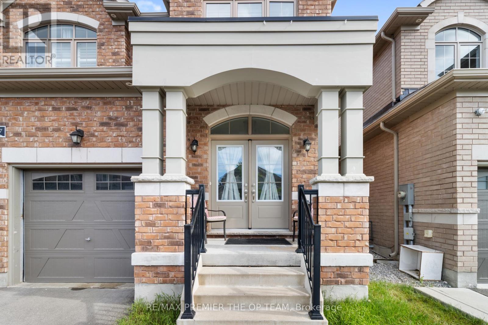 977 WICKHAM ROAD - 4