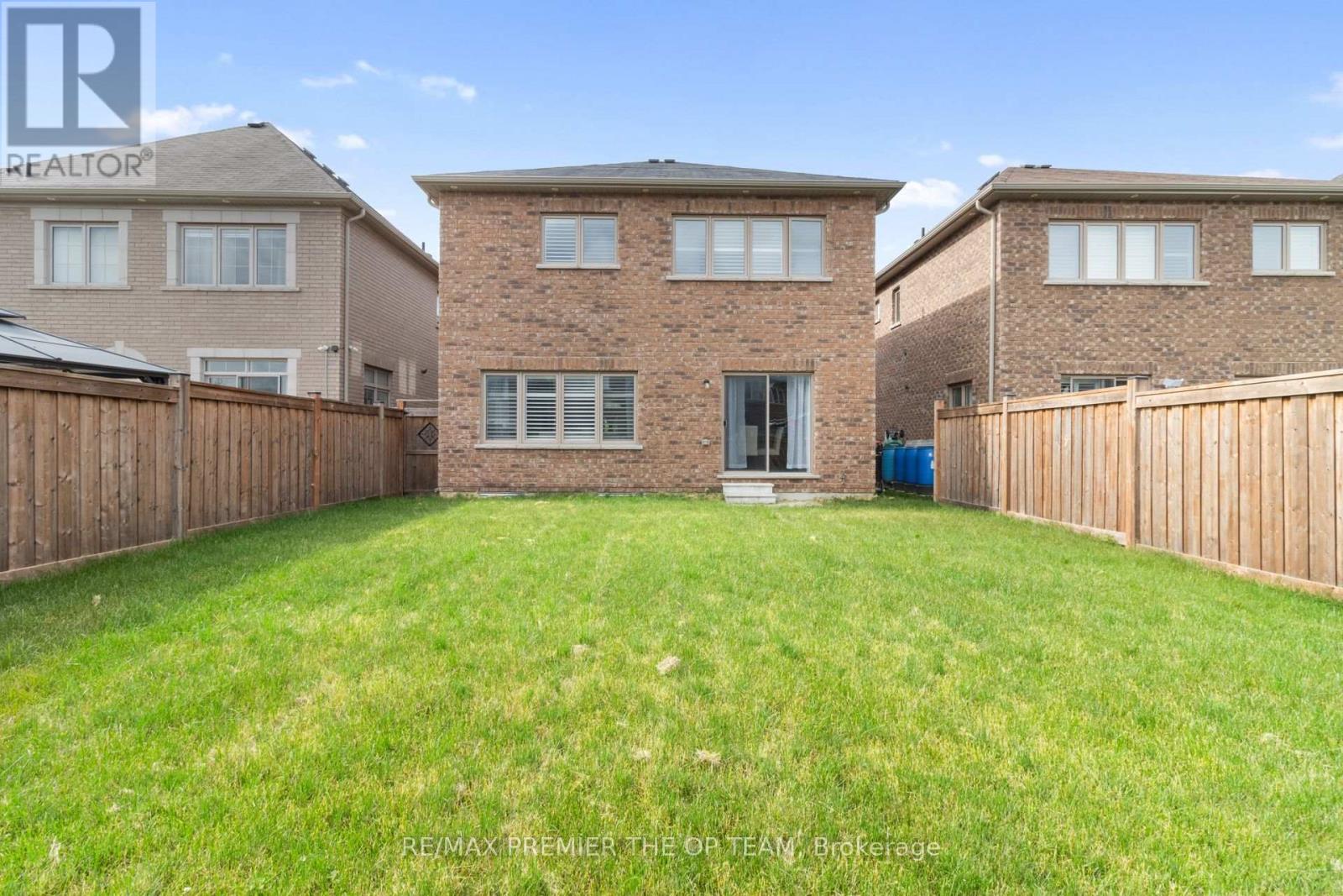977 WICKHAM ROAD - 47