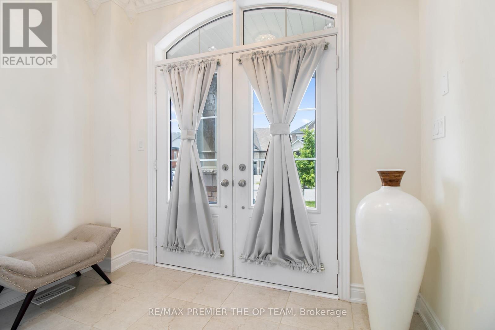 977 WICKHAM ROAD - 5