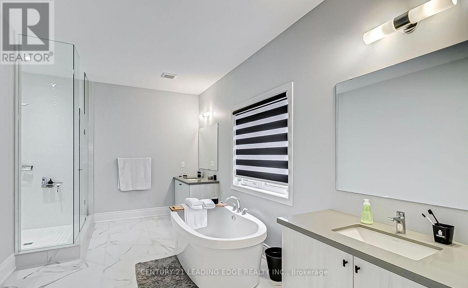 220 OLDE BAYVIEW AVENUE - 2