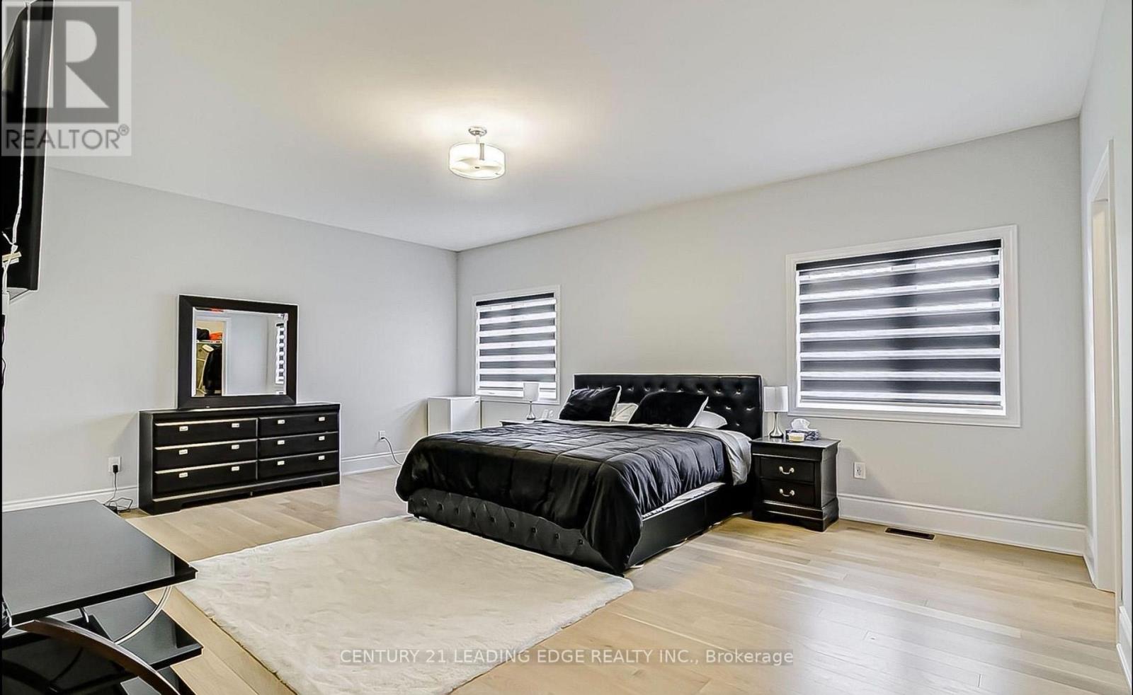 220 OLDE BAYVIEW AVENUE - 6