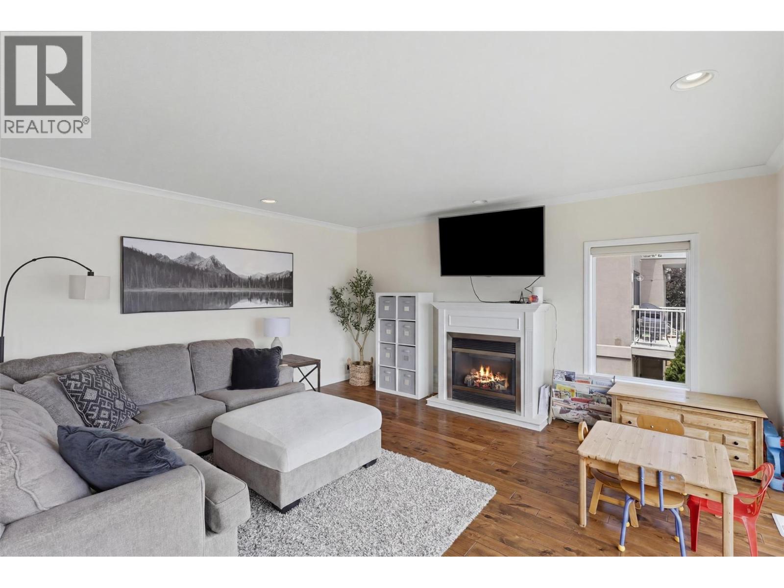 907 QUAIL Drive - 16