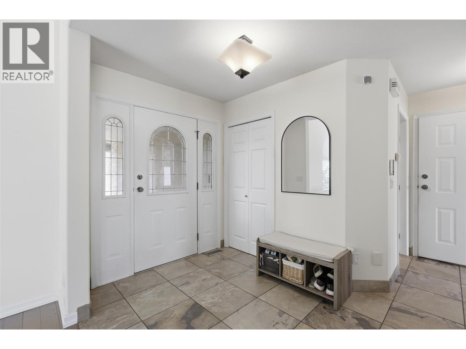 907 QUAIL Drive - 8