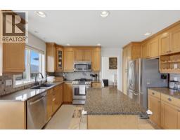 5pc Ensuite bath - 907 Quail Drive, Kamloops, BC V2B8N9 Photo 13