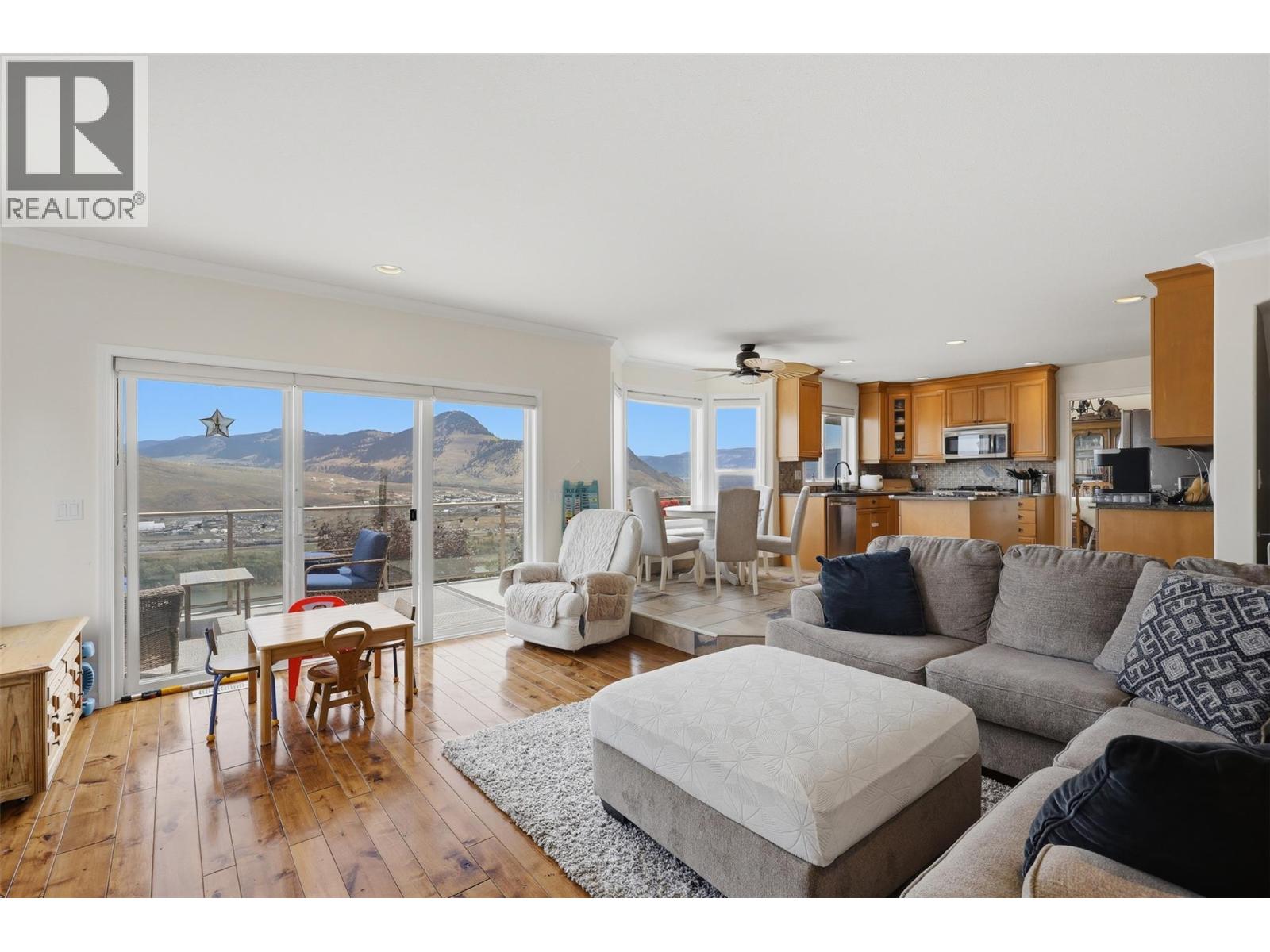 907 QUAIL Drive - Image 17