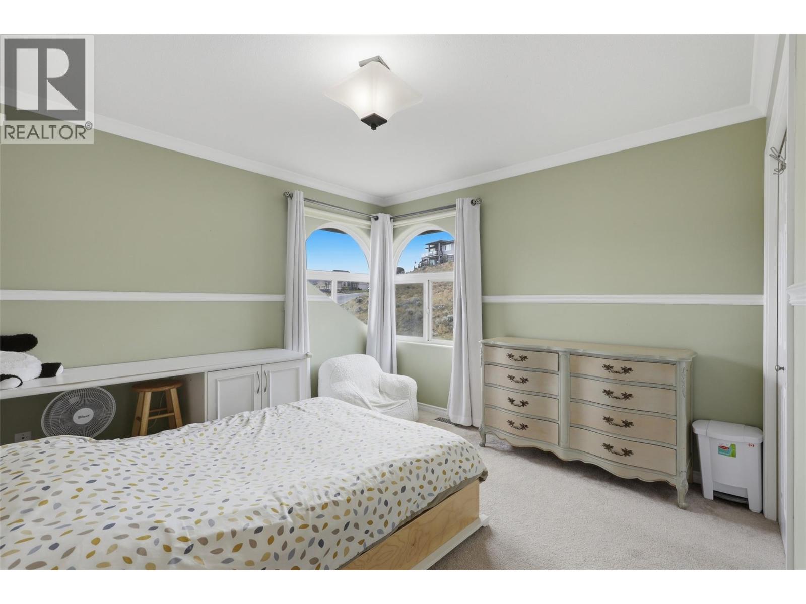 907 QUAIL Drive - Image 41