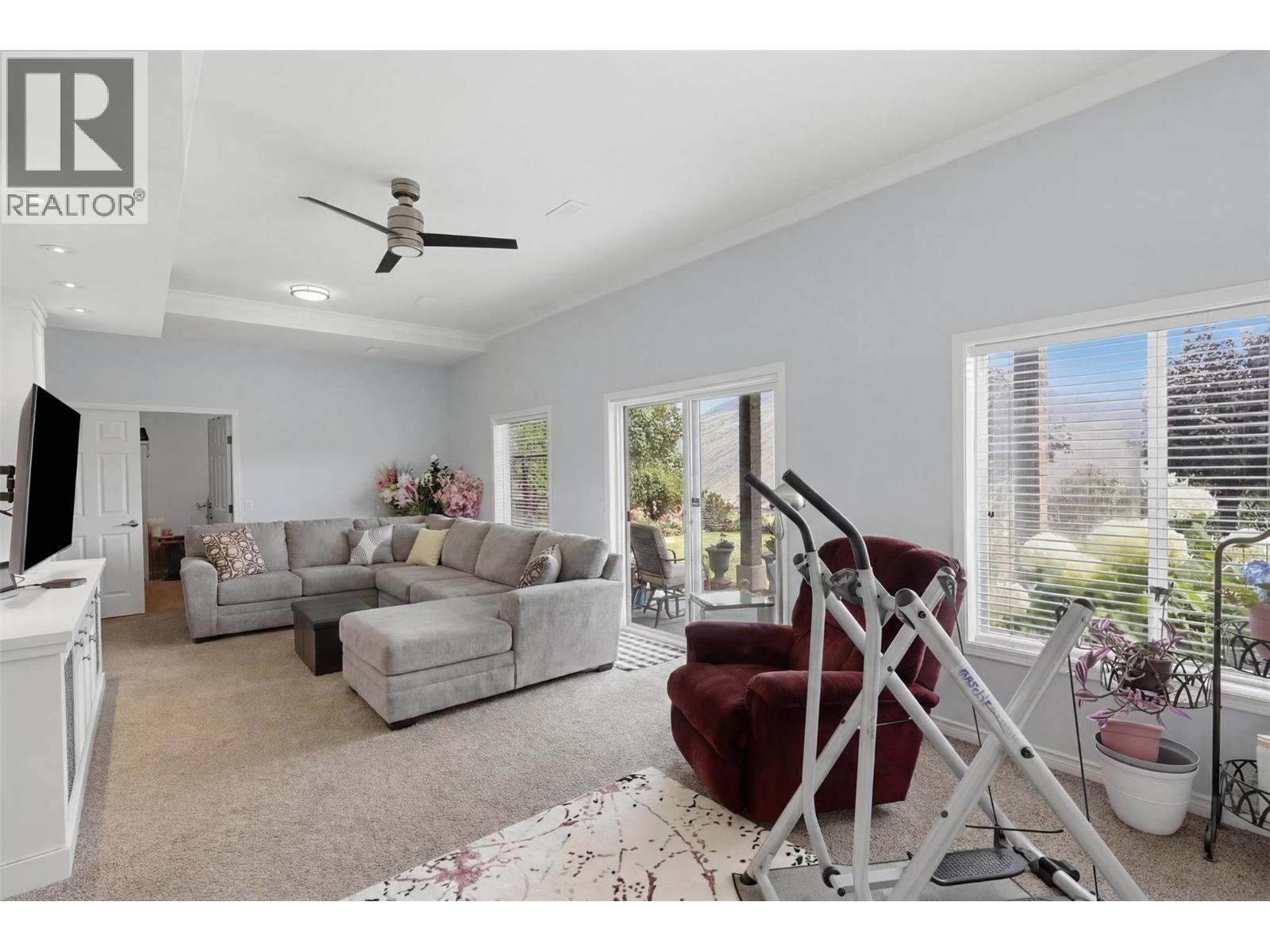 907 QUAIL Drive - Image 46