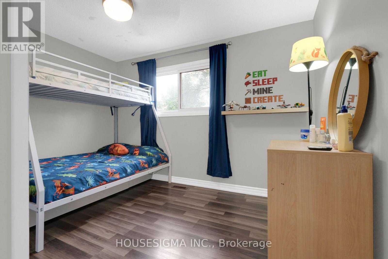 2663 HORTENSE ROAD - 25