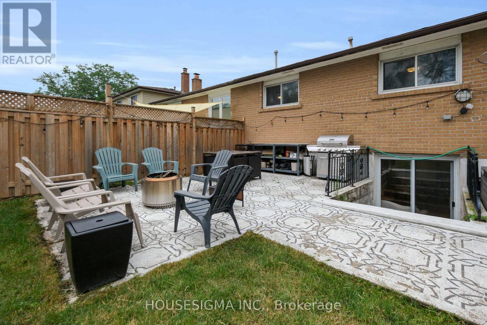 2663 HORTENSE ROAD - 37