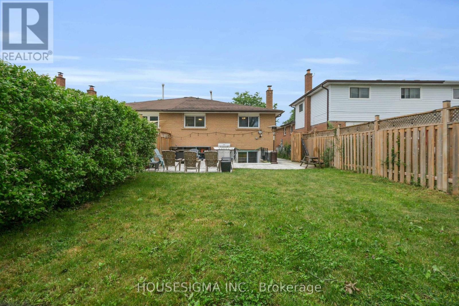 2663 HORTENSE ROAD - 38