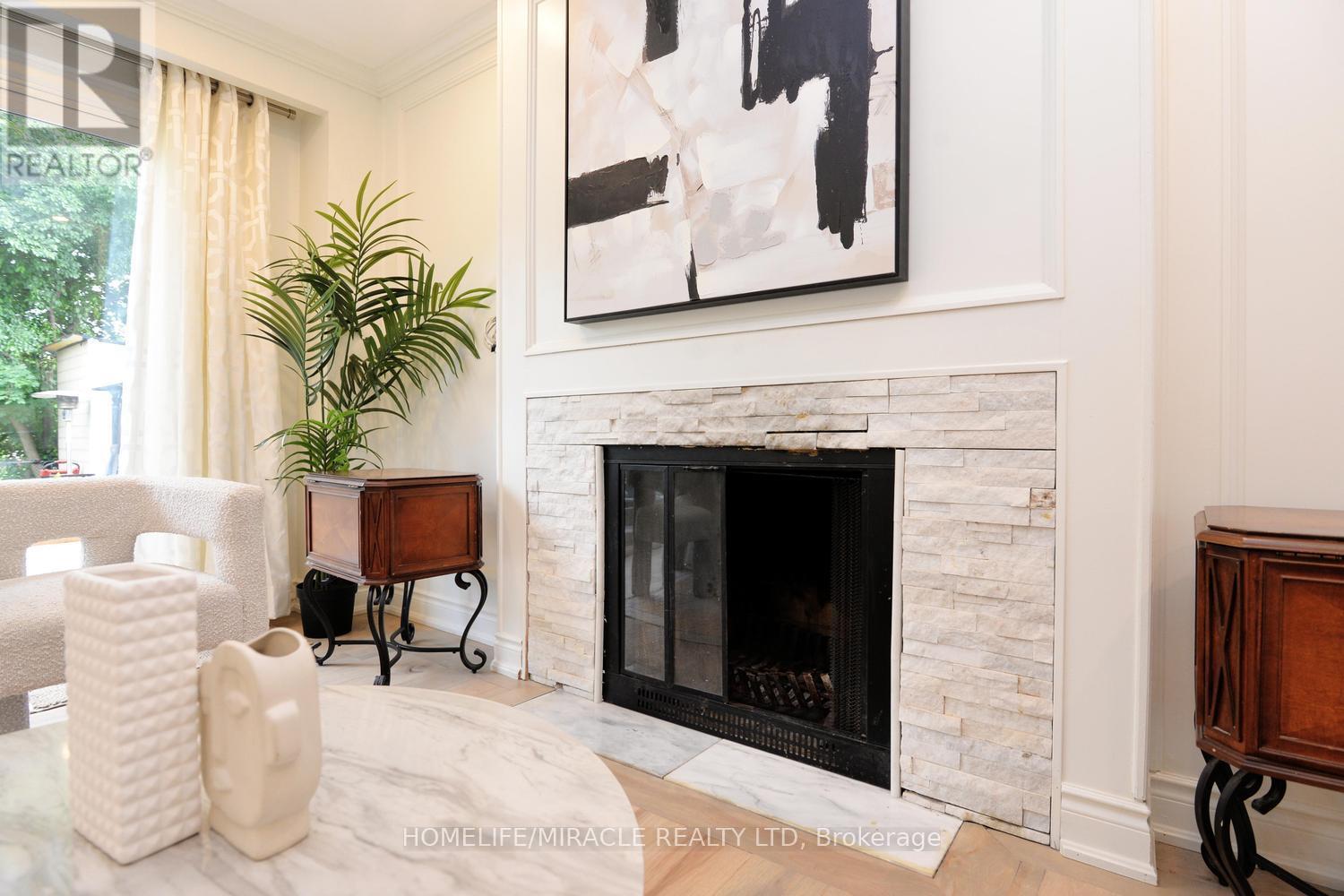 80 JILL CRESCENT - 11