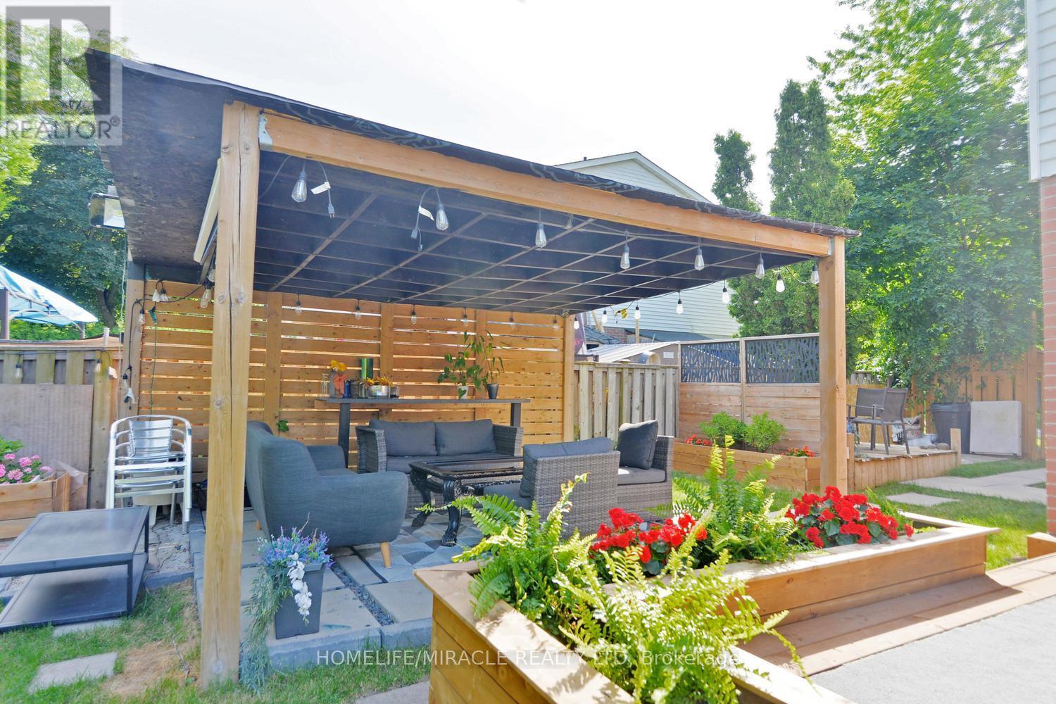 80 JILL CRESCENT - 41