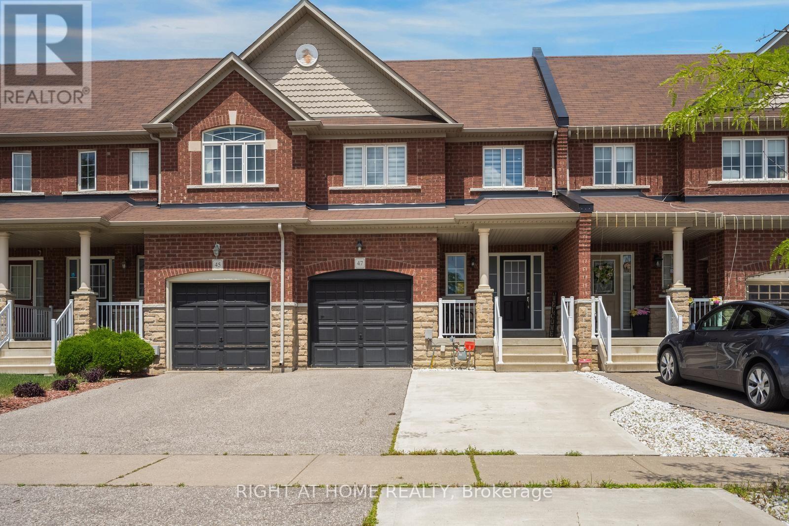 47 OKLAHOMA DRIVE - 1