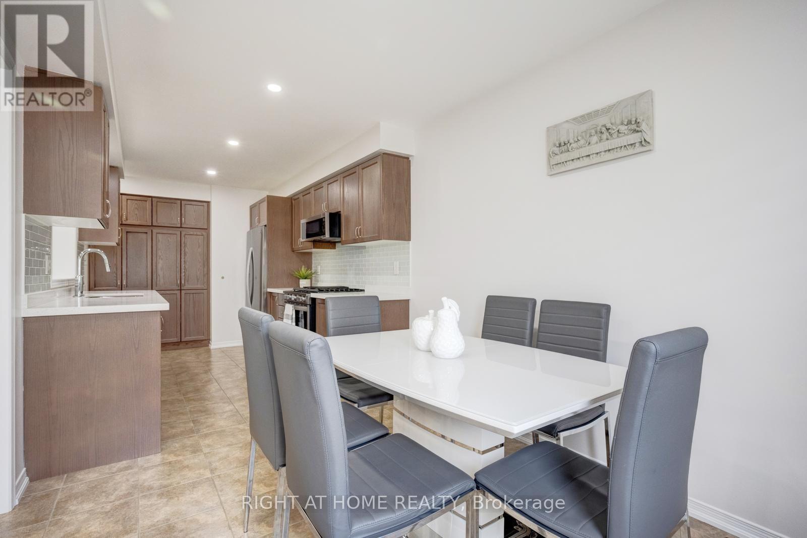 47 OKLAHOMA DRIVE - 14