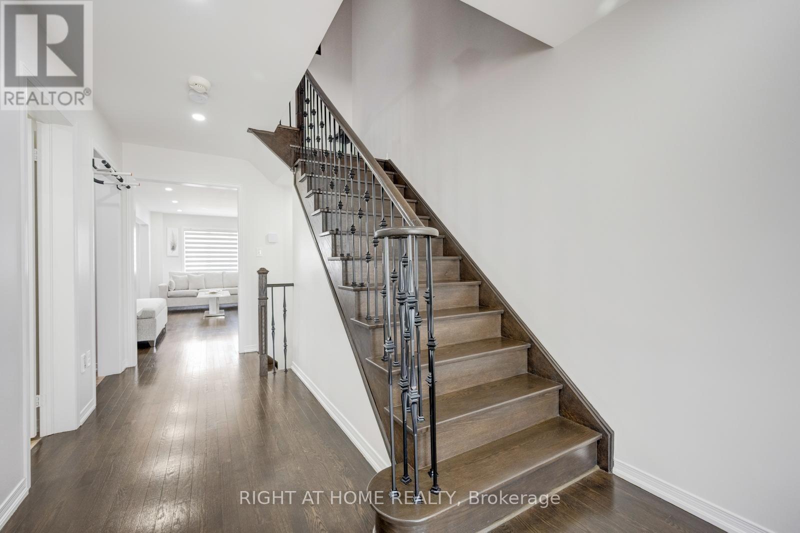 47 OKLAHOMA DRIVE - 21