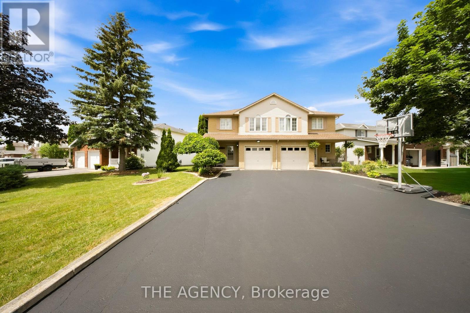 16 SCOTTACRES BOULEVARD - 1