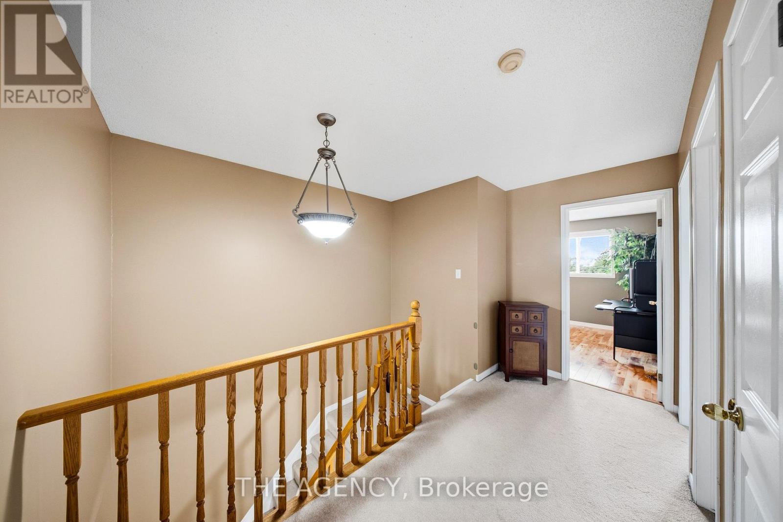 16 SCOTTACRES BOULEVARD - 18