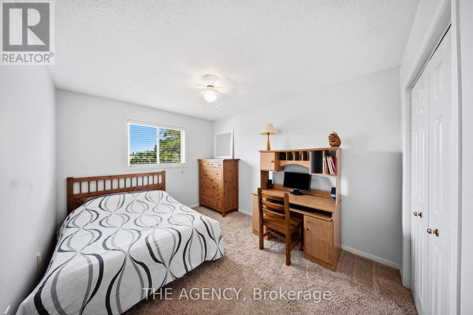 16 SCOTTACRES BOULEVARD - 20