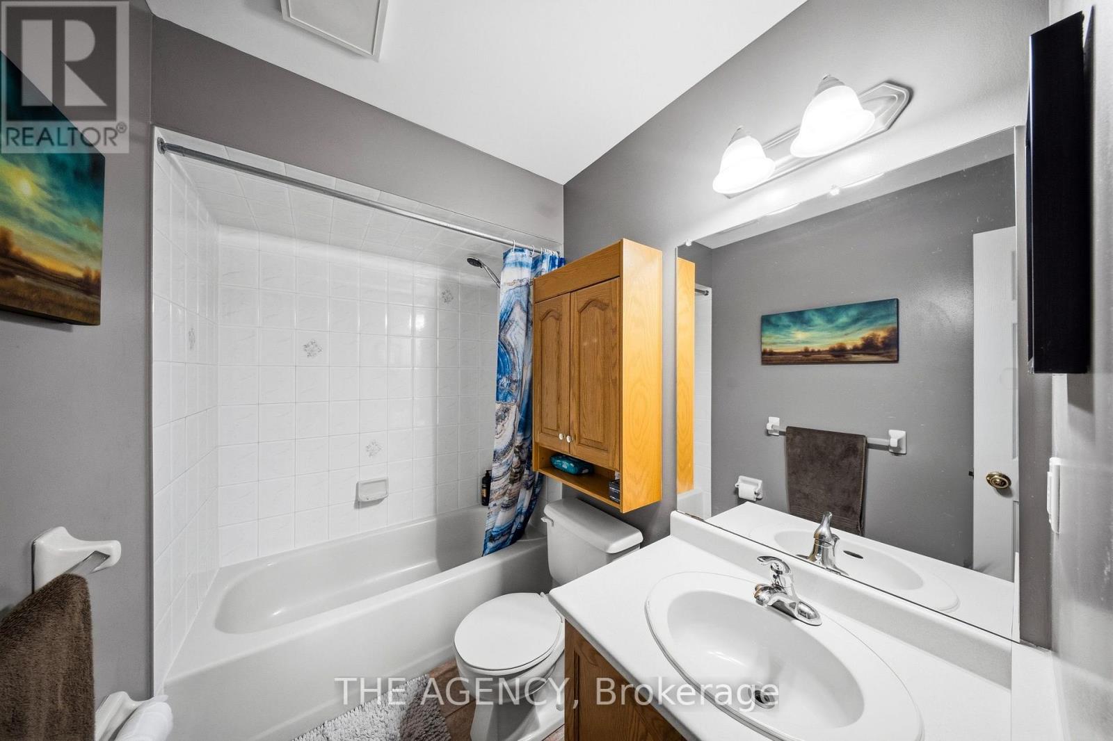 16 SCOTTACRES BOULEVARD - 21