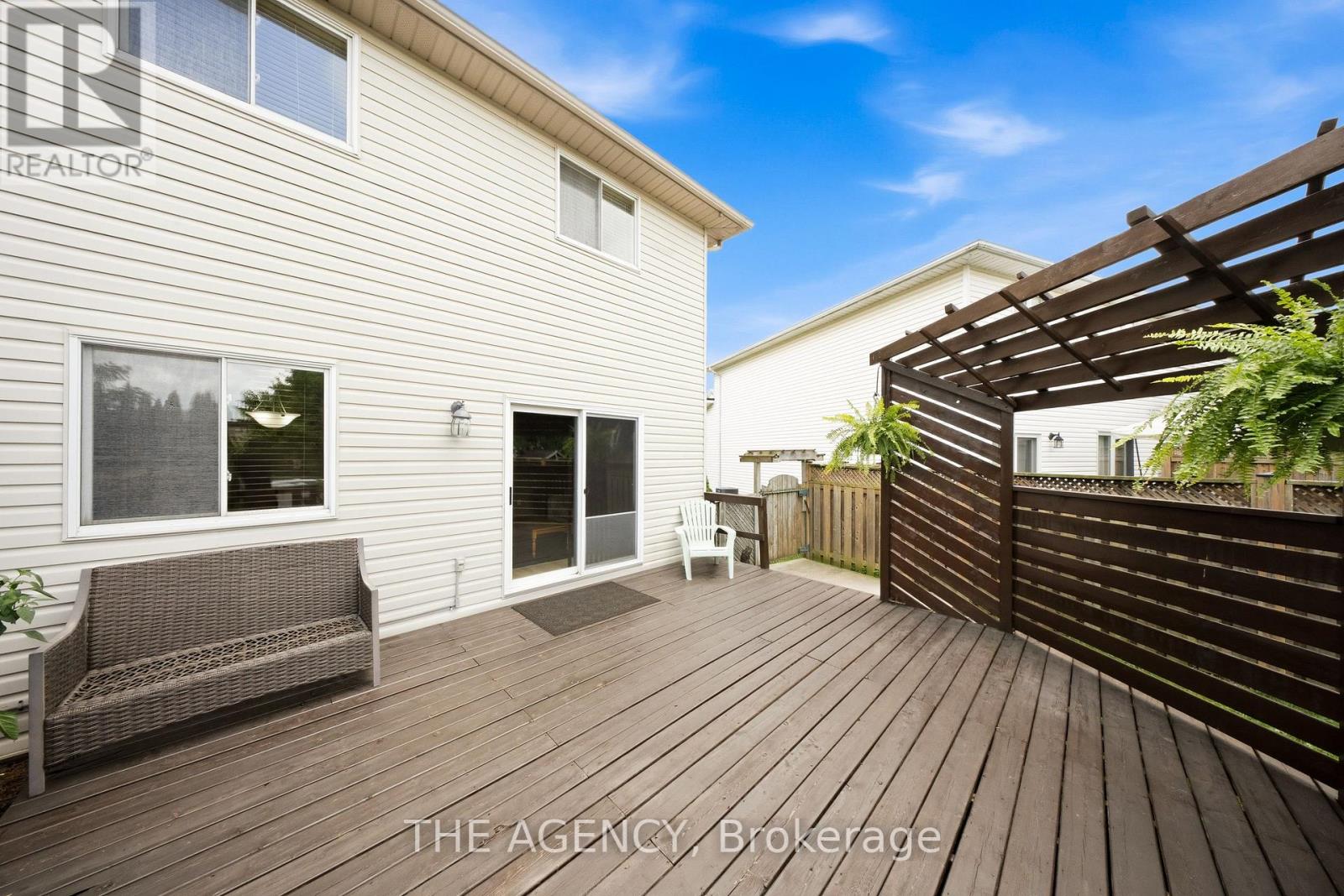 16 SCOTTACRES BOULEVARD - 29