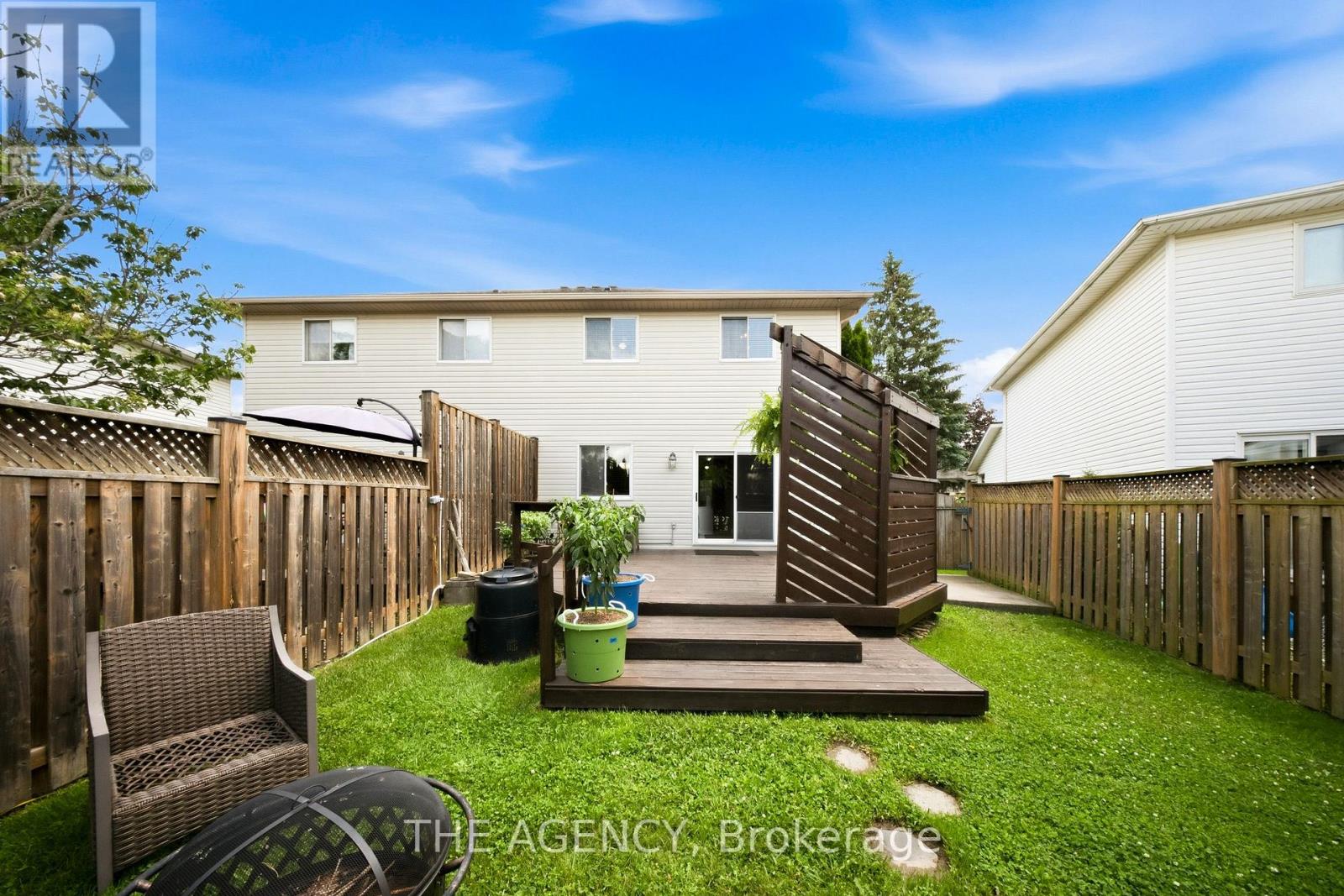 16 SCOTTACRES BOULEVARD - 32
