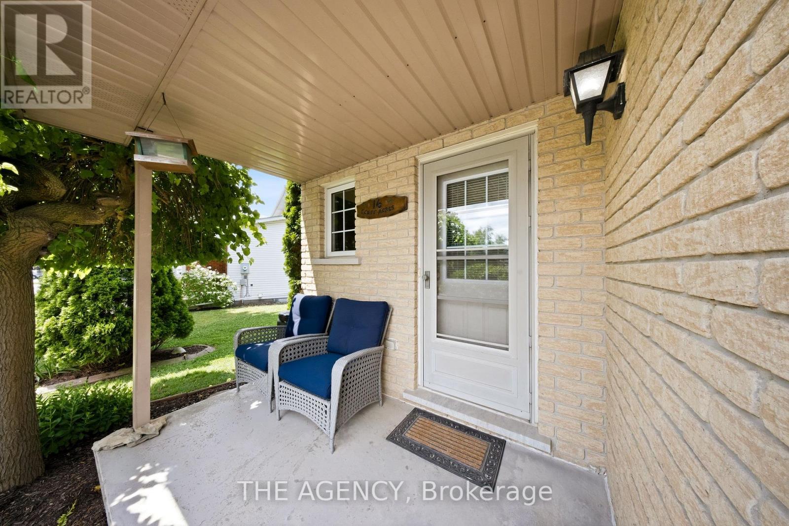 16 SCOTTACRES BOULEVARD - 6