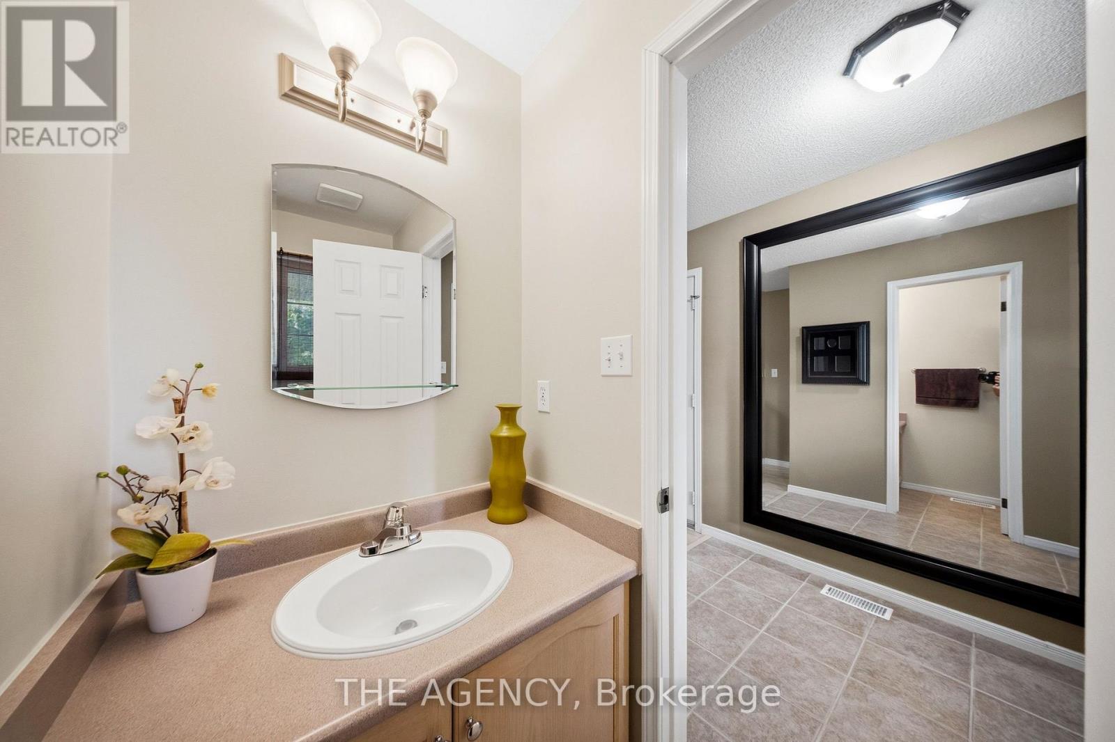 16 SCOTTACRES BOULEVARD - 8