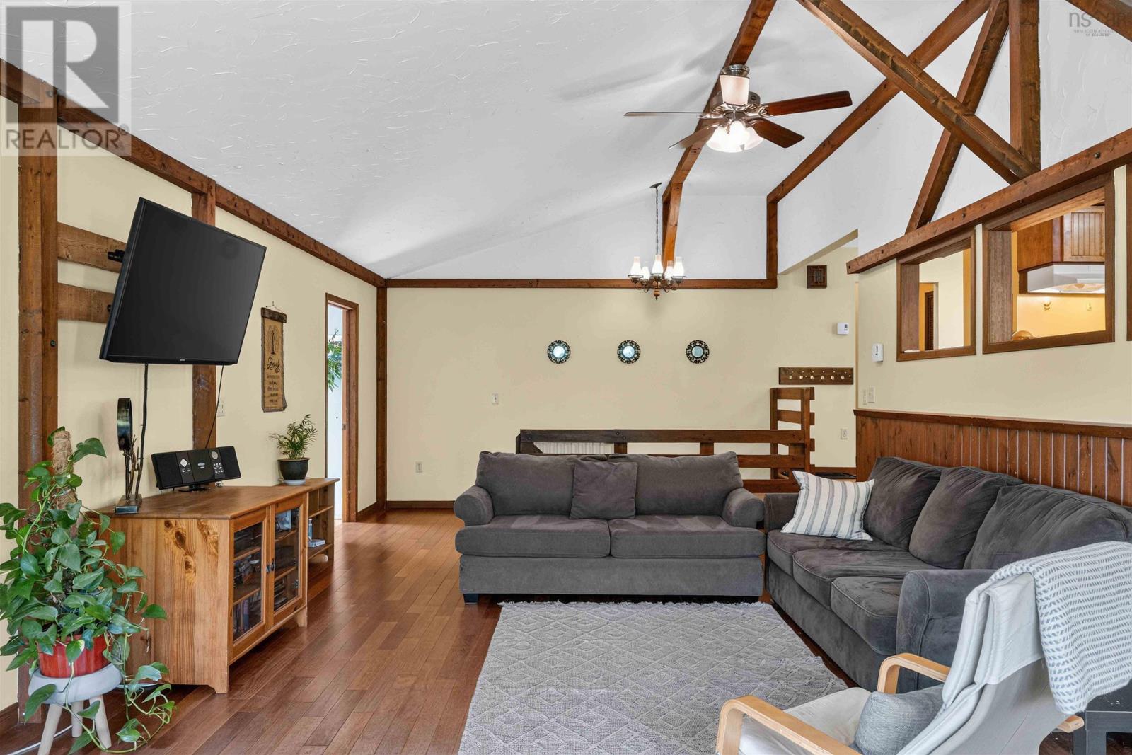 4312 Prospect Road - 9