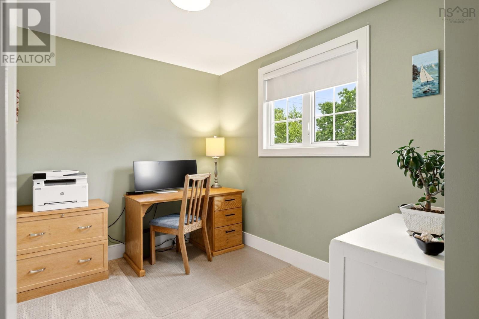 20 Hollyoake Lane - 17