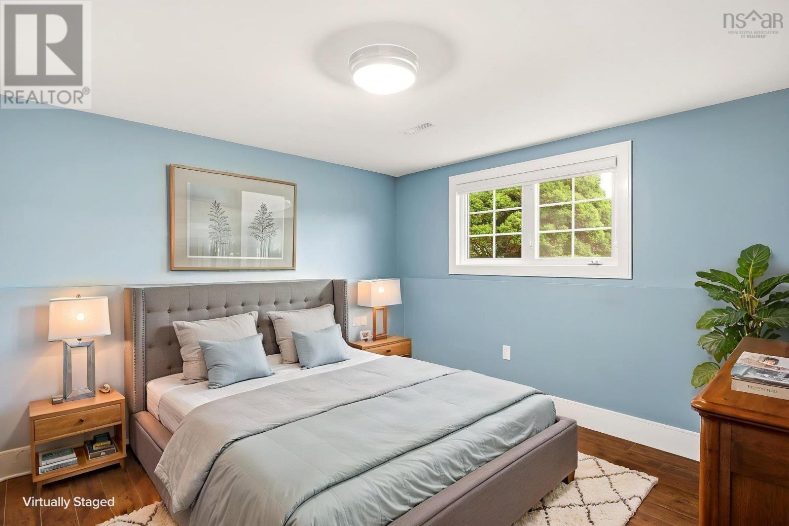 20 Hollyoake Lane - 23
