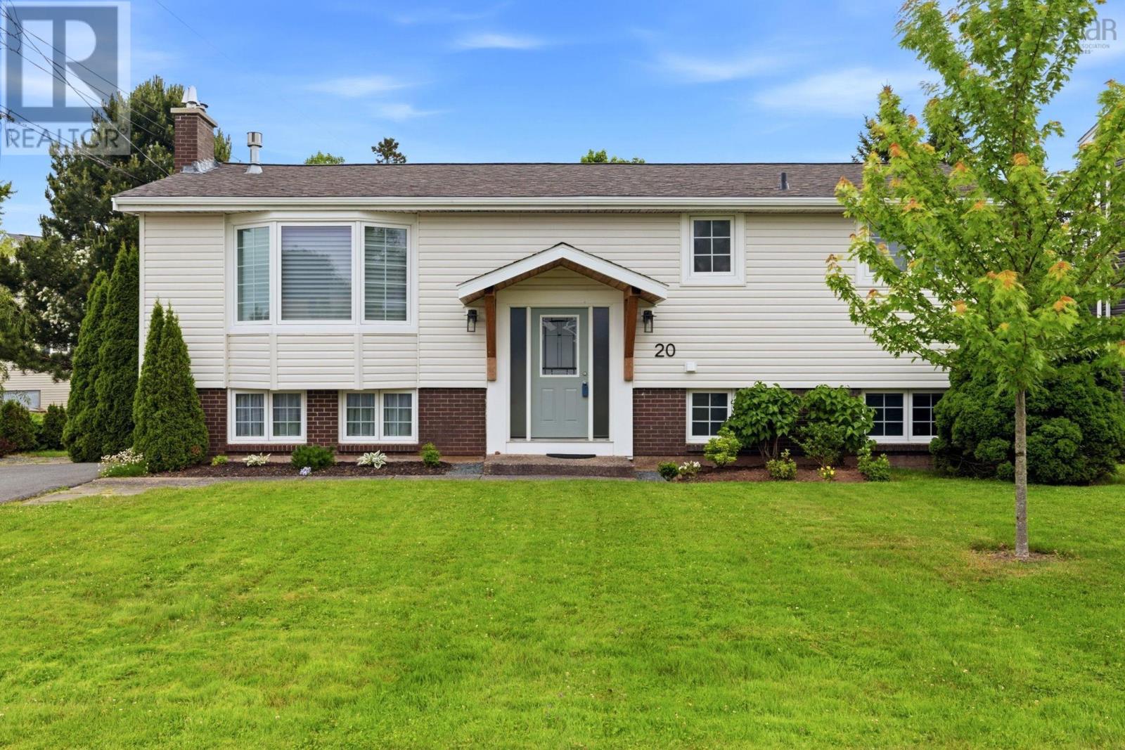 20 Hollyoake Lane - 40