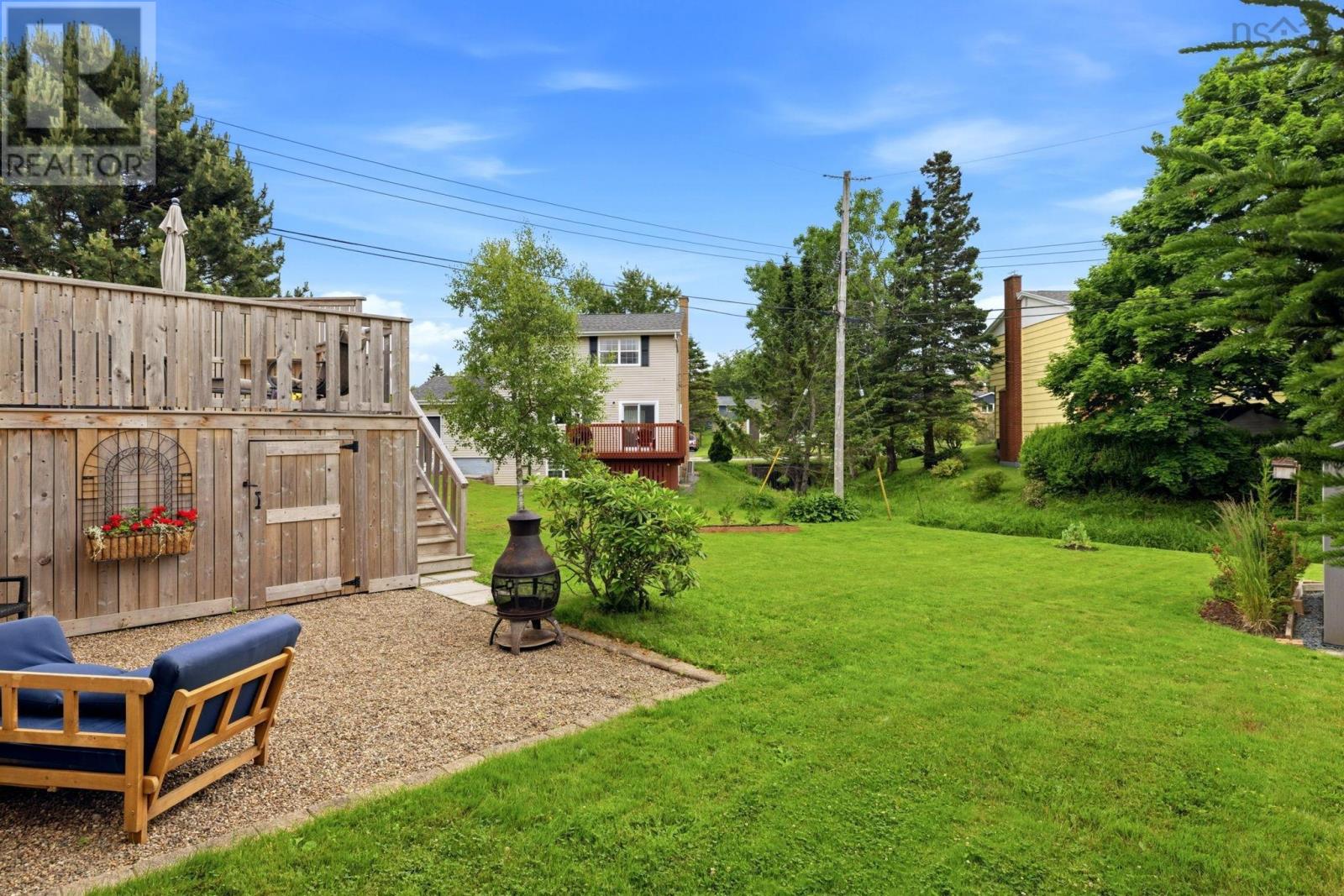 20 Hollyoake Lane - 27