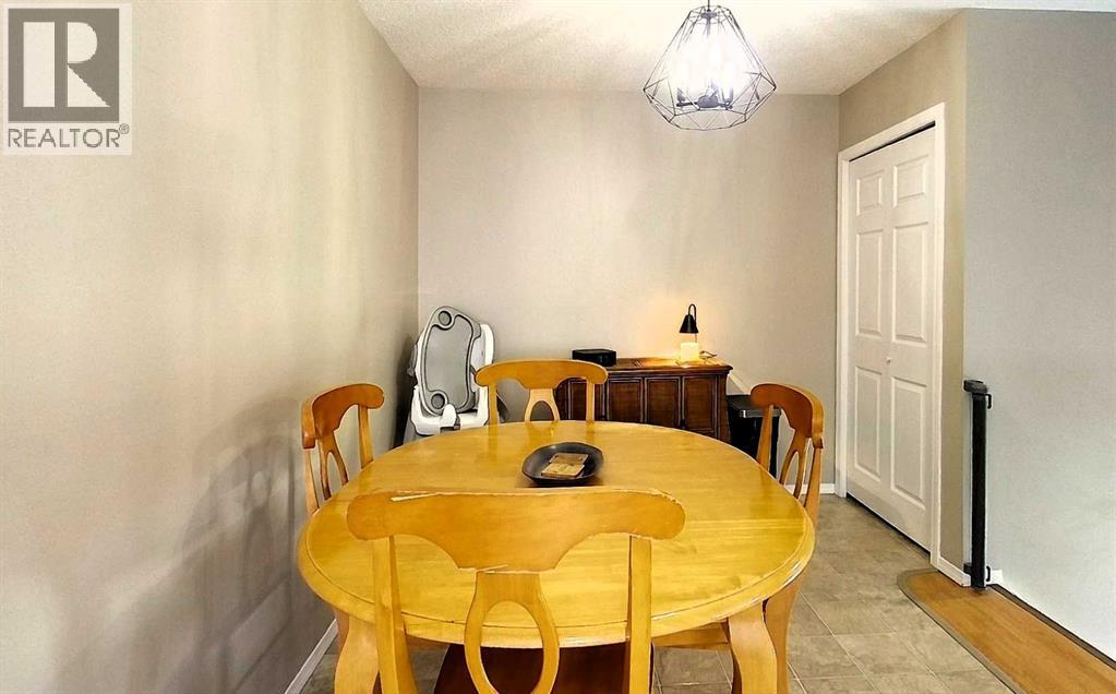 5804 12 AVE - 10